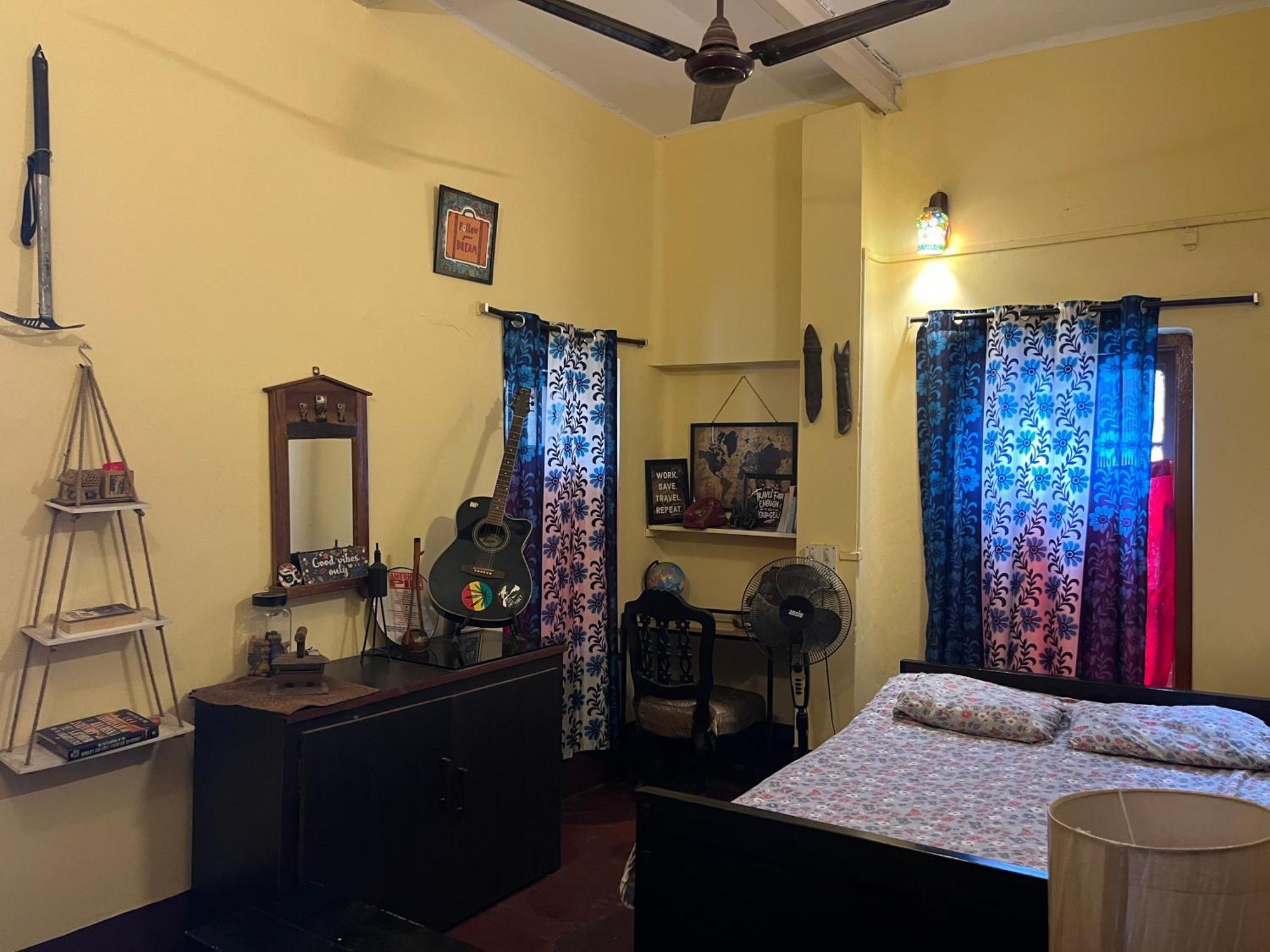 Calcutta Backpackers Homestay -Only For Backpackers & Travellers Luaran gambar